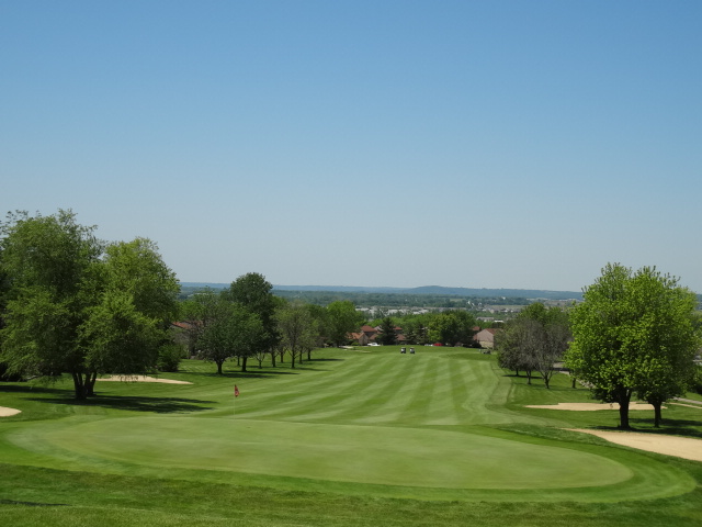 Beckett Ridge Golf Course - The Lowry Team