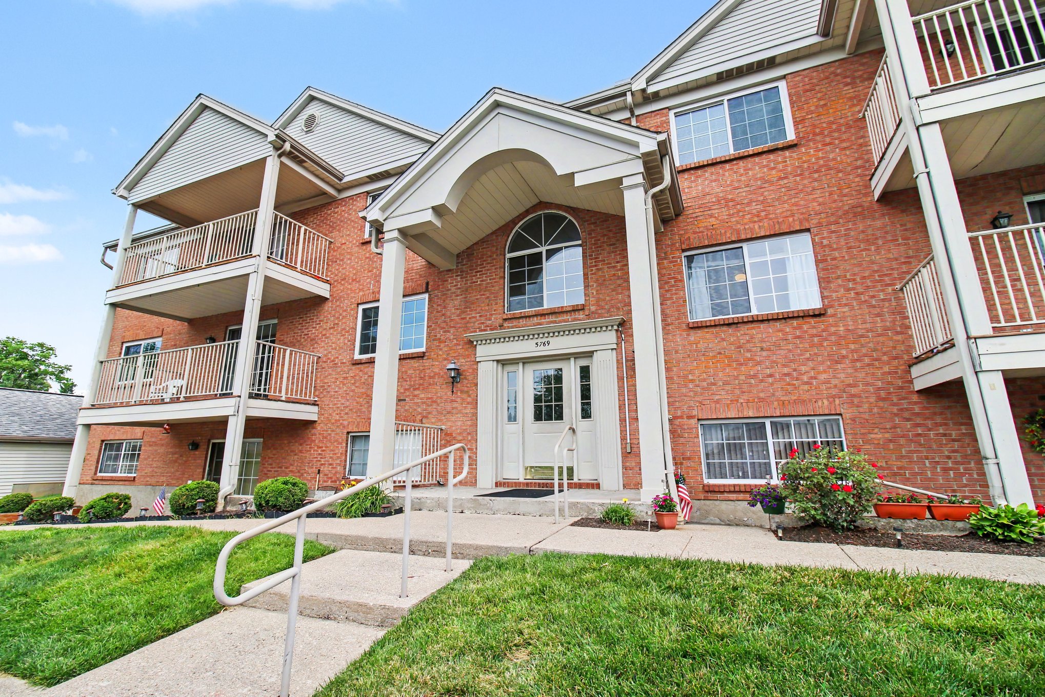 5769 Cheviot Road Cincinnati Ohio